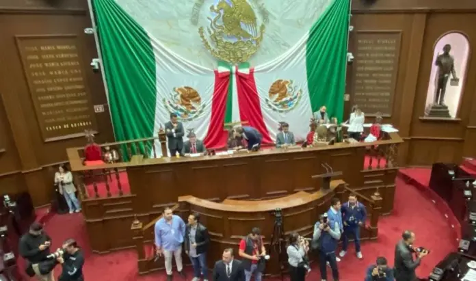 El 50% de Rezago en iniciativas seria por la Comisión de Justicia, señala Barragán
