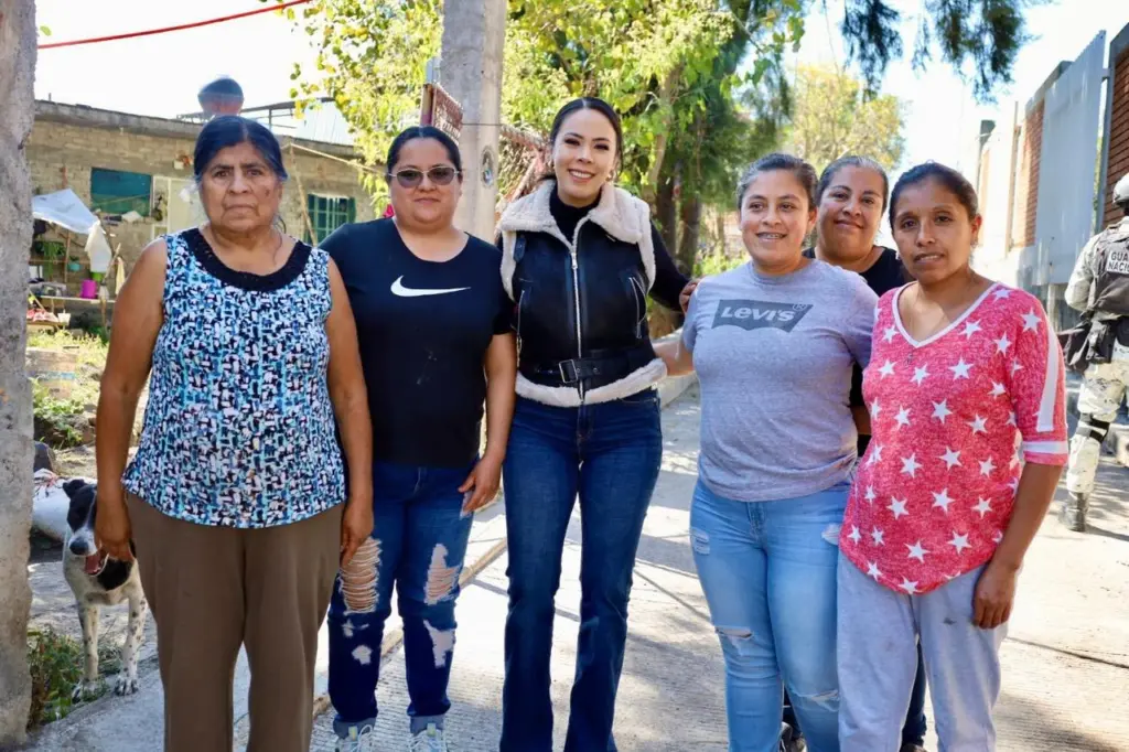 Vecinas de El Calvario agradecen a la presidenta Diana Caballero