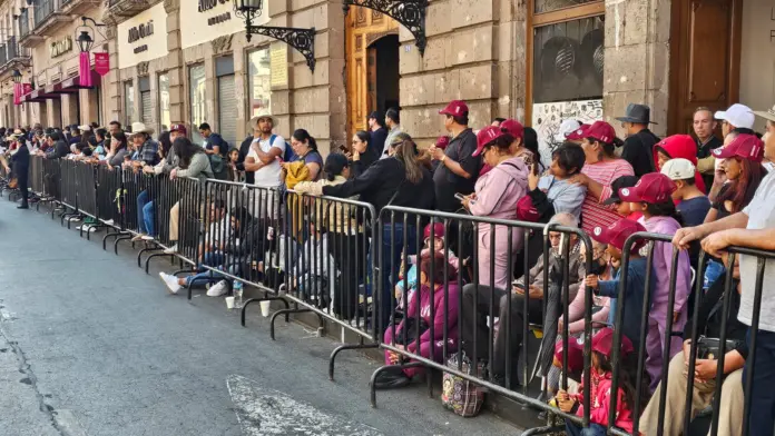 Por segundo año consecutivo, se registraron pocos espectadores en Desfile Cívico Deportivo 2025, en Morelia