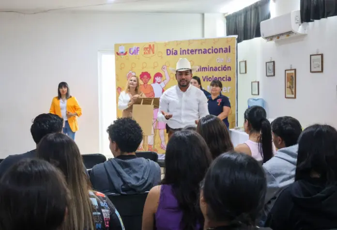 Humberto Jiménez impulsa el diálogo con jóvenes para fortalecer la lucha contra la violencia hacia las mujeres