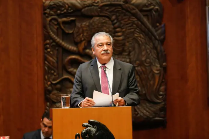 Pese a crisis en Michoacán, solo Raúl Morón mantiene competitiva la marca de Morena para ganar la gubernatura en el 2027
