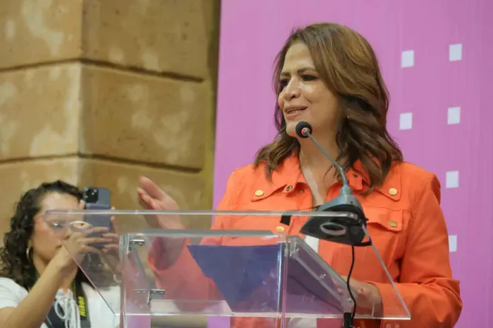 Fabiola Alanís: El desarrollo con justicia social es la base de una paz duradera en Michoacán