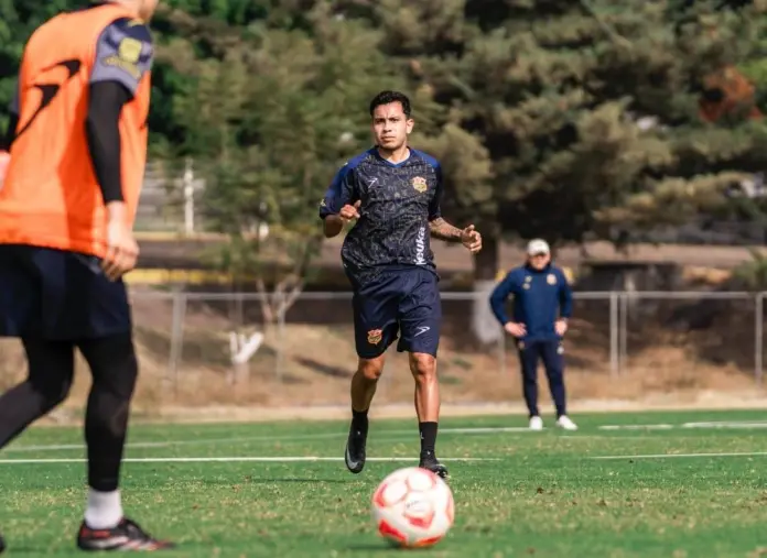 Nicolaitas siguen destacando, 'El Tigre' Castro anota en juego de preparación del Atlético Morelia