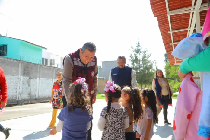 La educación es el camino para transformar Morelia: JC Barragán