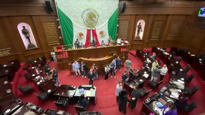 Iniciativas pendientes serán abordadas en el nuevo período de sesiones del Congreso de Michoacán
