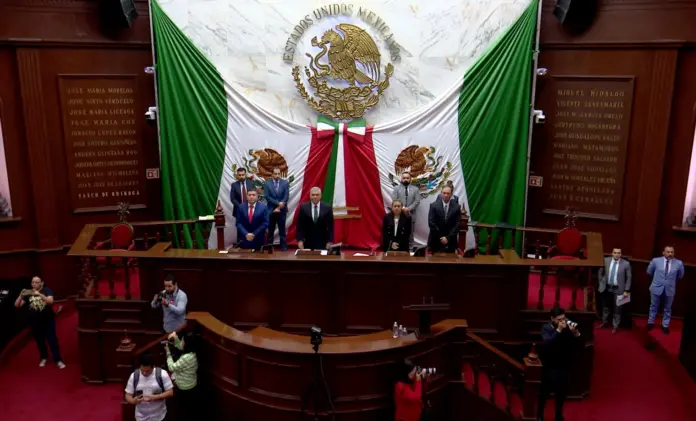 Ciudadanos están a favor de la reducción de diputados plurinominales