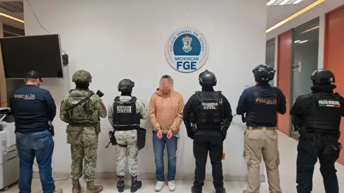 Detienen a Juan José 