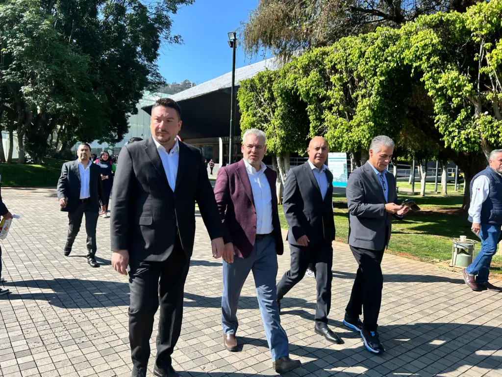CECYTEM entre los mejores competidores mundiales asegura Juan Carlos Velasco