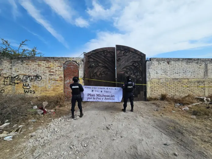 Revientan bodega de huachicoleros en La Piedad