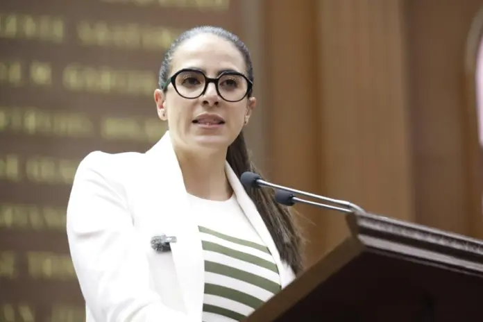 Presenta diputada Giulianna Bugarini, informe de actividades sobre su periodo al frente del Poder Legislativo