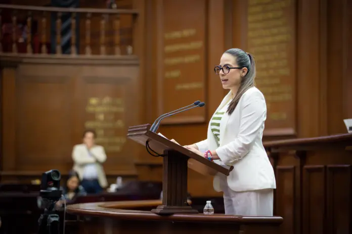 Giulianna Bugarini: ni juicio político ni ataque; Uruapan debe aclarar cobros excesivos de predial