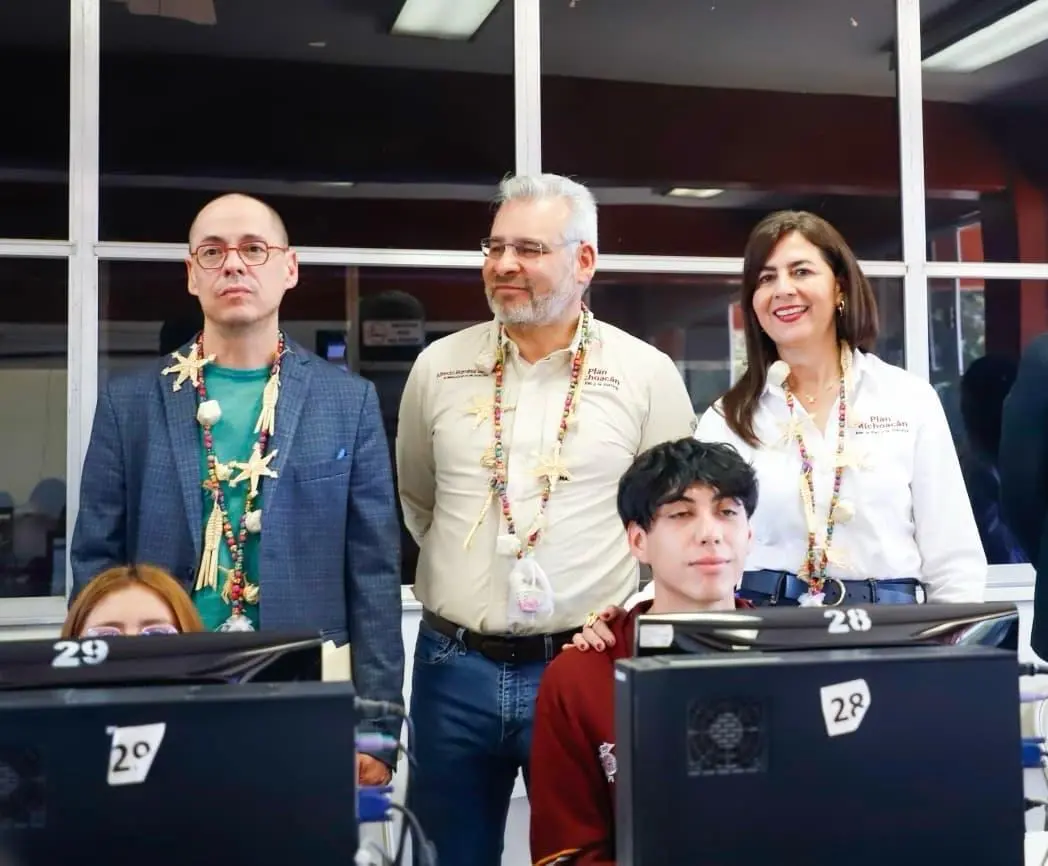 Con Gobierno Digital, la tecnología al servicio de las aulas: Gabriela Molina Con Gobierno Digital, la tecnología al servicio de las aulas: Gabriela Molina