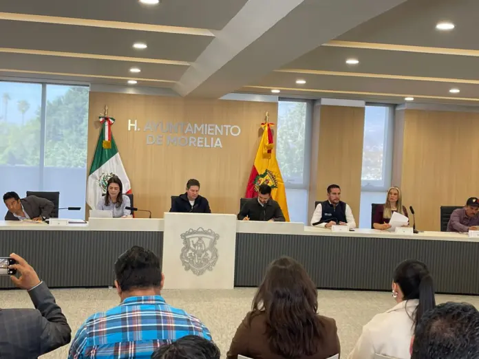 Alfonso Martínez respalda freno a deuda estatal, asegura que 