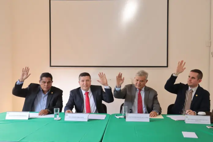 Avanzan acciones para proteger a mujeres, NN y A de la violencia: Vicente Gómez