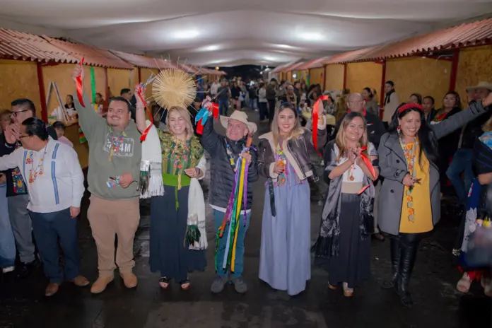 Dayana Pérez Mendoza presente en el arranque de La K’uínchekua 2026 en Tzintzuntzan