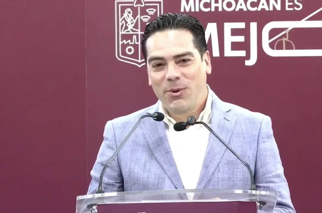 Paso vial Carlos Manzo dará agilidad vial en la zona de La Hielera de Uruapan Paso vial Carlos Manzo dará agilidad vial en la zona de La Hielera de Uruapan