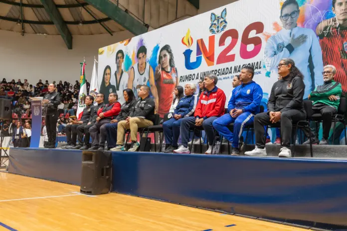 El trabajo en equipo gana campeonatos, señala Yarabí Ávila al inaugurar la Universidad Estatal 2026