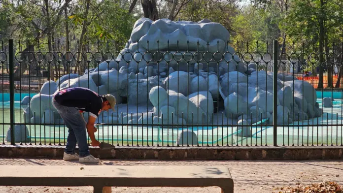 Estanque de los patos del Bosque Cuauhtémoc continúa en obra