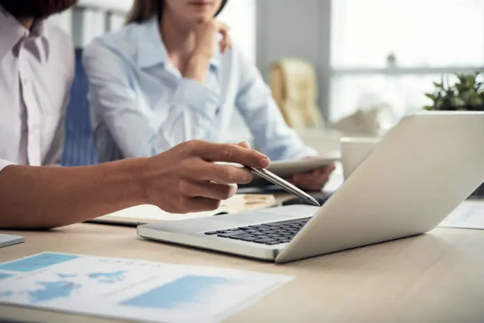 8 beneficios financieros de usar un software de tesorería para tu empresa