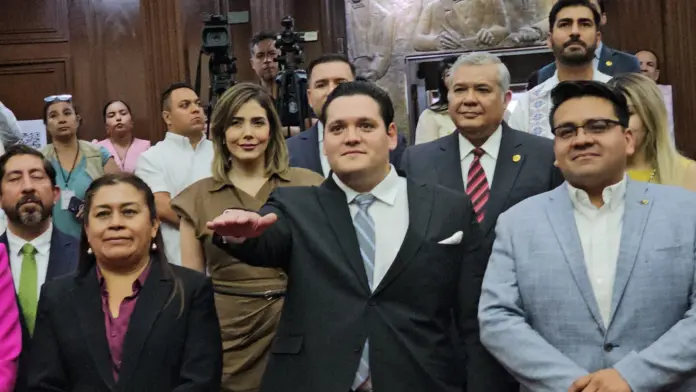 César Osuna Belmonte asume diputación local en sustitución de Juan Carlos Barragán