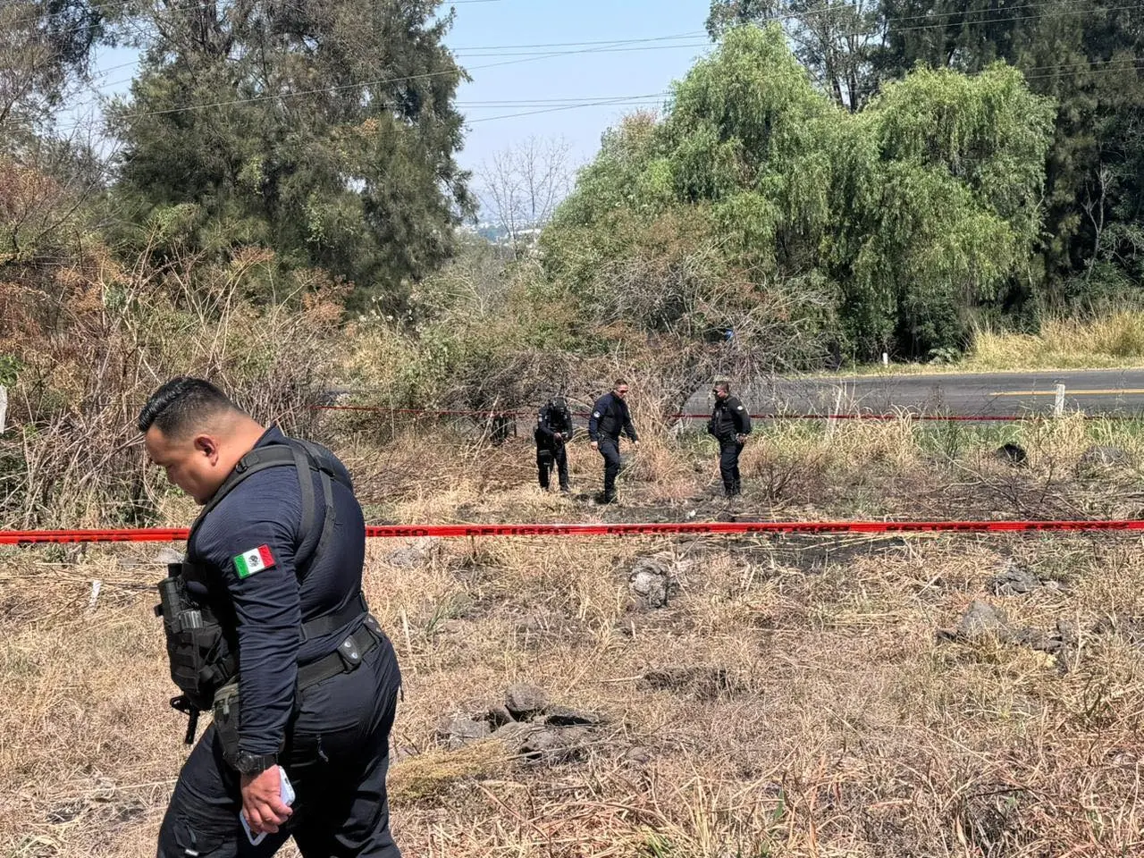 Policías de Zamora localizan artefacto presuntamente explosivo en el Libramiento Norte Policías de Zamora localizan artefacto presuntamente explosivo en el Libramiento Norte