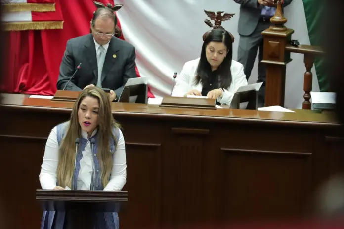 Llama Xóchitl Ruiz a no minimizar amenazas y fortalecer la prevención de violencia en escuelas