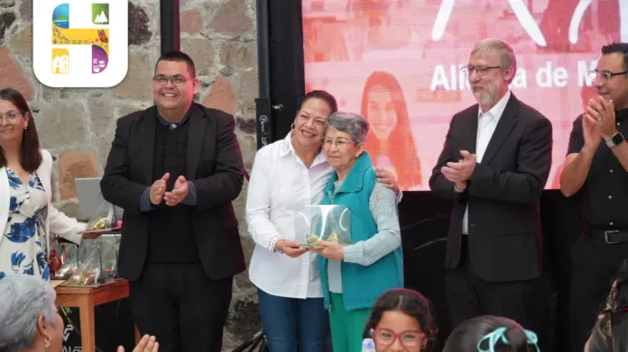 Reconocen labor docente en Hidalgo