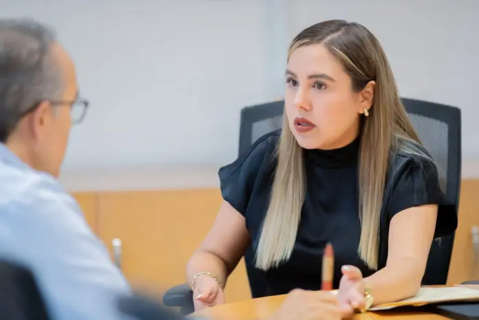 Dayana Pérez fortalece gestión para atender necesidades de Salvador Escalante