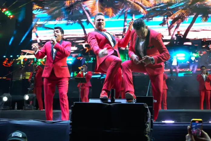 La Sonora Santanera de Carlos Colorado ofrecerá mañana concierto gratuito en el Palacio del Arte