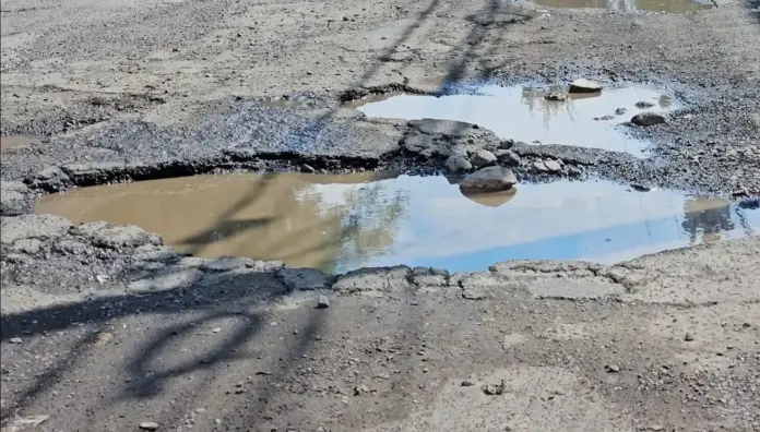 Vialidades dañadas afectan a miles de morelianos durante las lluvias