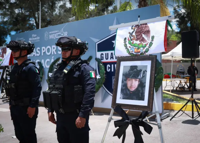 SSP rinde homenaje póstumo a 5 elementos de la Guardia Civil caídos en cumplimiento de su deber