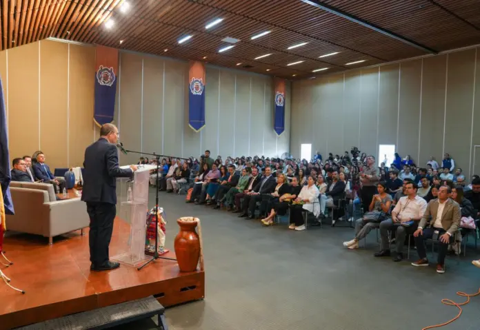 UMSNH, ESTRECHA LAZOS CON EL SECTOR PRODUCTIVO; REALIZAN FORO DE VINCULACIÓN