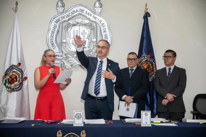 ANDRÉS RAYA Y HÉCTOR GARCÍA, NUEVOS DIRECTORES DE LAS FACULTADES DE ATENCIÓN INTEGRAL EN CIENCIAS DE LA SALUD Y DE BELLAS ARTES