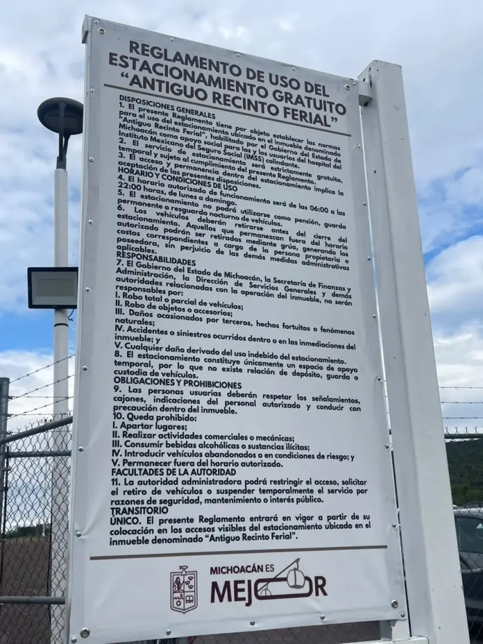 Habilitan estacionamiento gratuito en la Antigua Feria en Charo