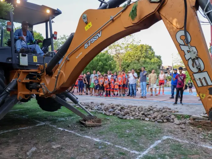 Autoridades Ponen en Marcha Construcción de Domo en Popular Indeco