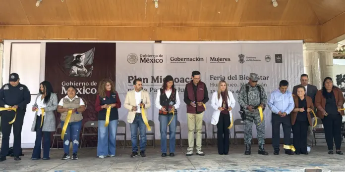 Feria del Bienestar acerca servicios y programas a las familias de Huaniqueo